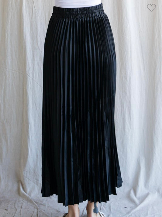 Black Pleated Maxi Skirt